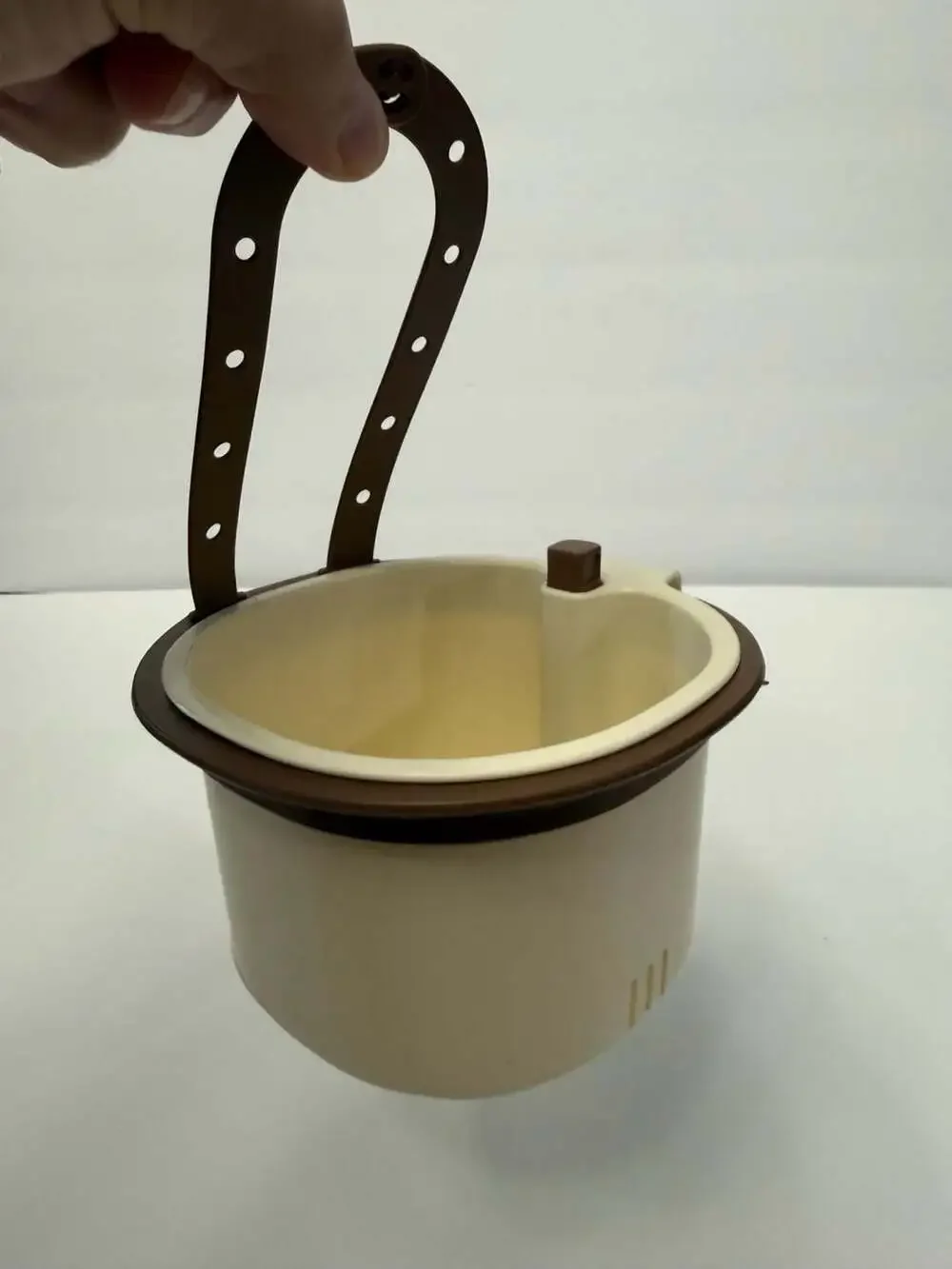 Hanging Sink Drain Basket for Kitchen, Multifunctional With Press-to-Dump Bottom